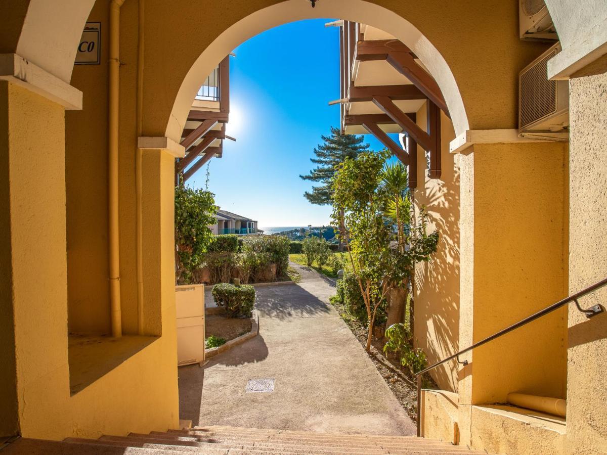 Studio Village Cap Esterel - Le Village-72 By Interhome Saint-Raphaël Exterior foto